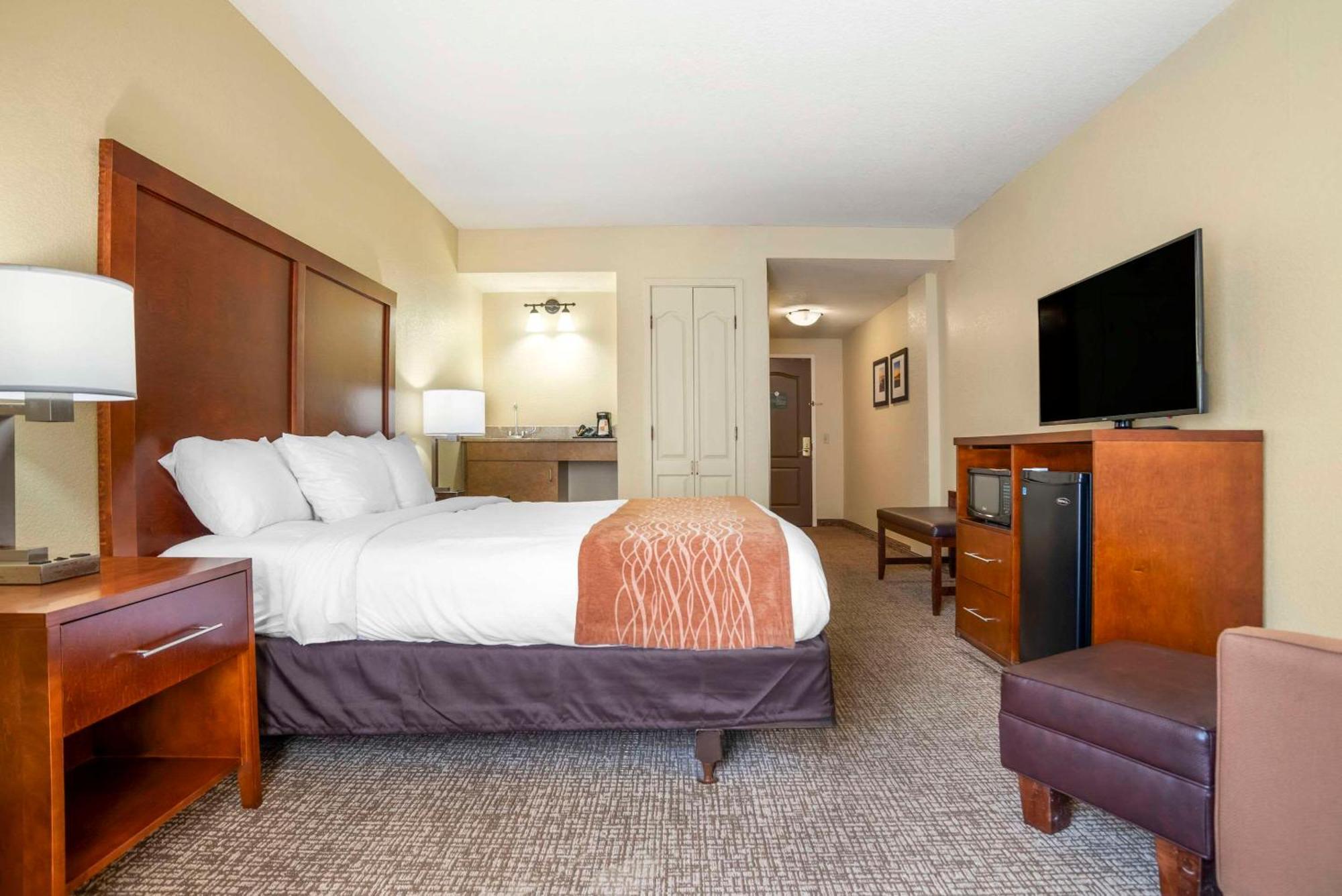 Comfort Inn & Suites Daphne Spanish Fort - Mobile East Eksteriør billede